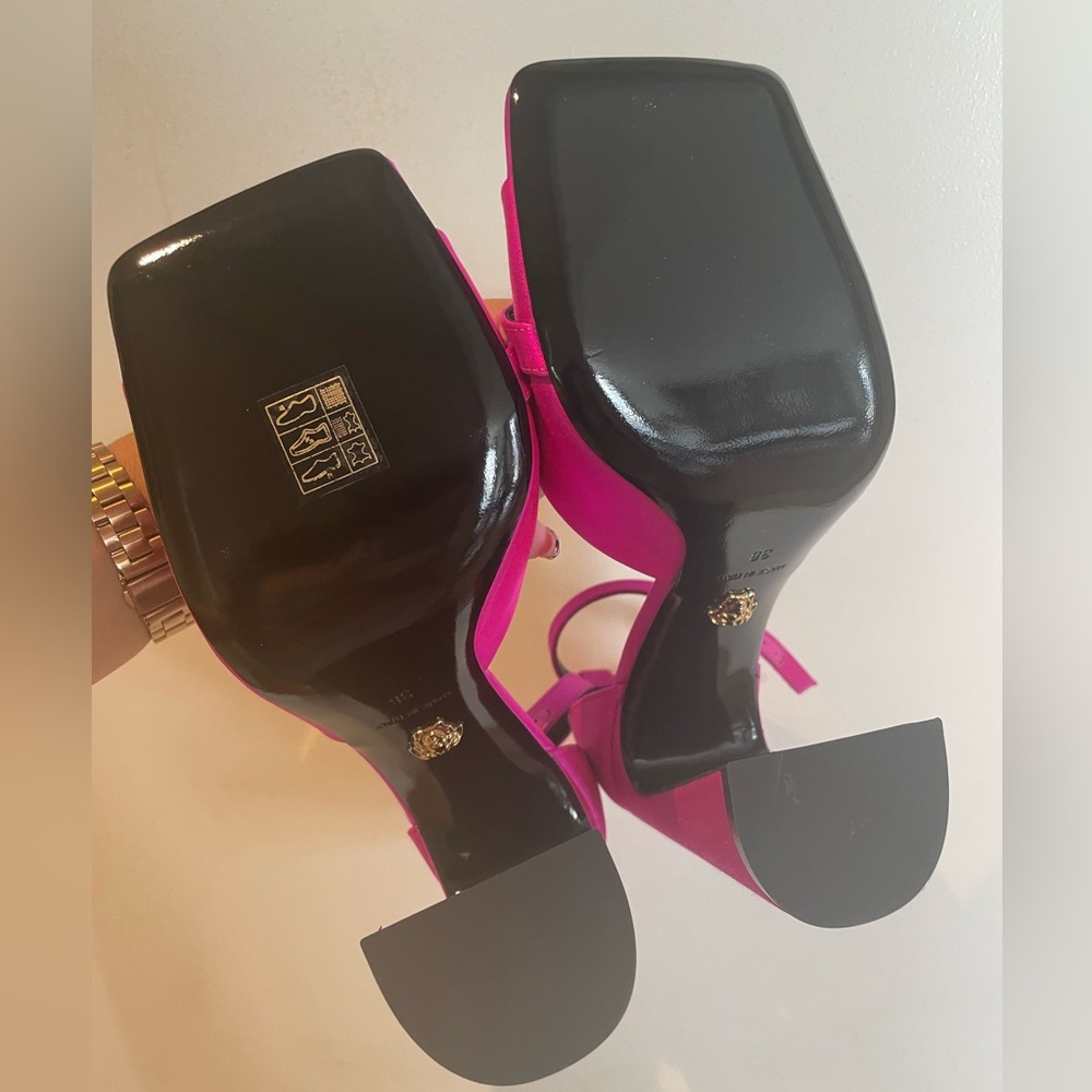 *BRAND NEW* Versace Medusa Medallion Ankle Strap Sandals - Picture 6 of 8